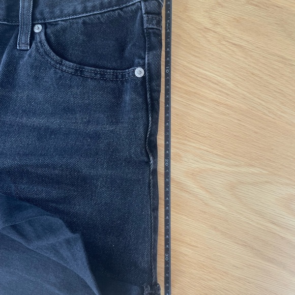 Levi’s 80s Mom Short | 29 - Picture 7 of 7